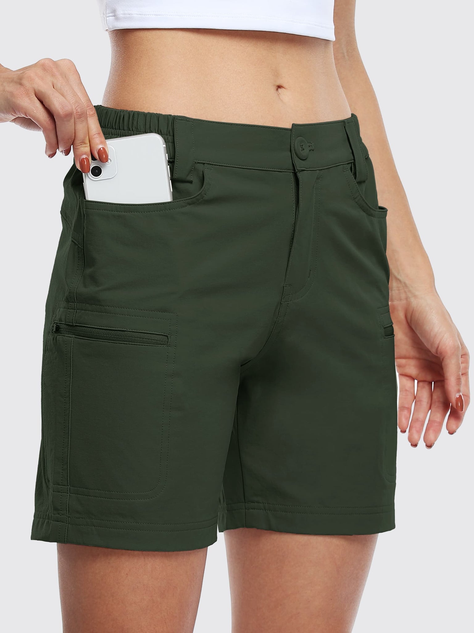 Willit Women's Outdoor Cargo Shorts 6 Inseam_ArmyGreen_model3