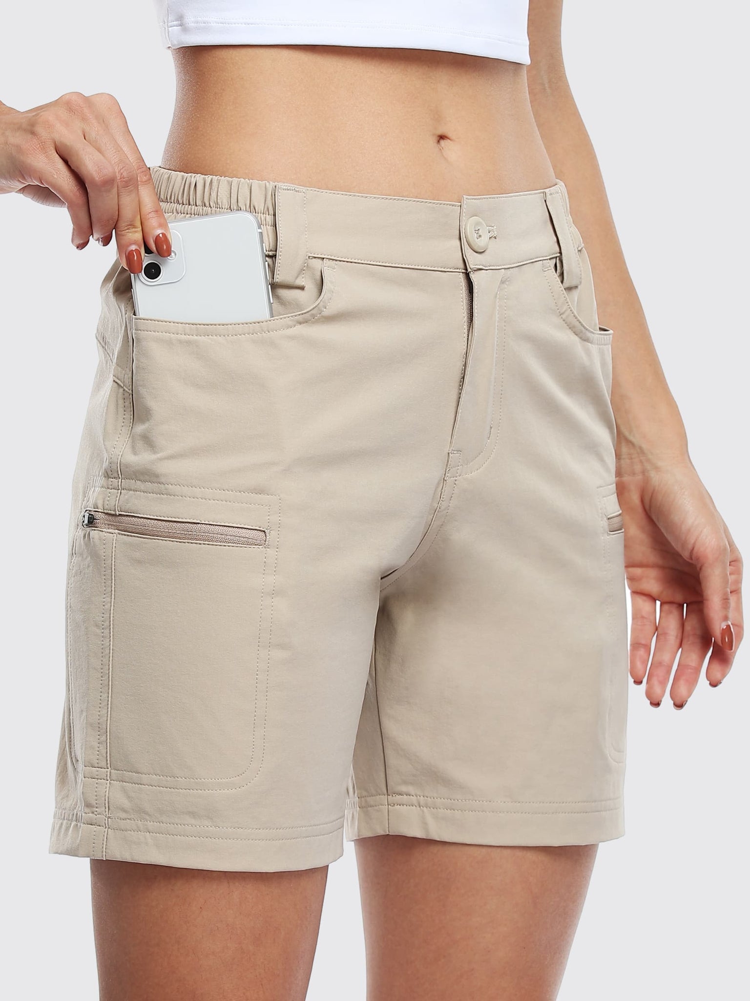 Willit Women's Outdoor Cargo Shorts 6 Inseam_Khaki_model3