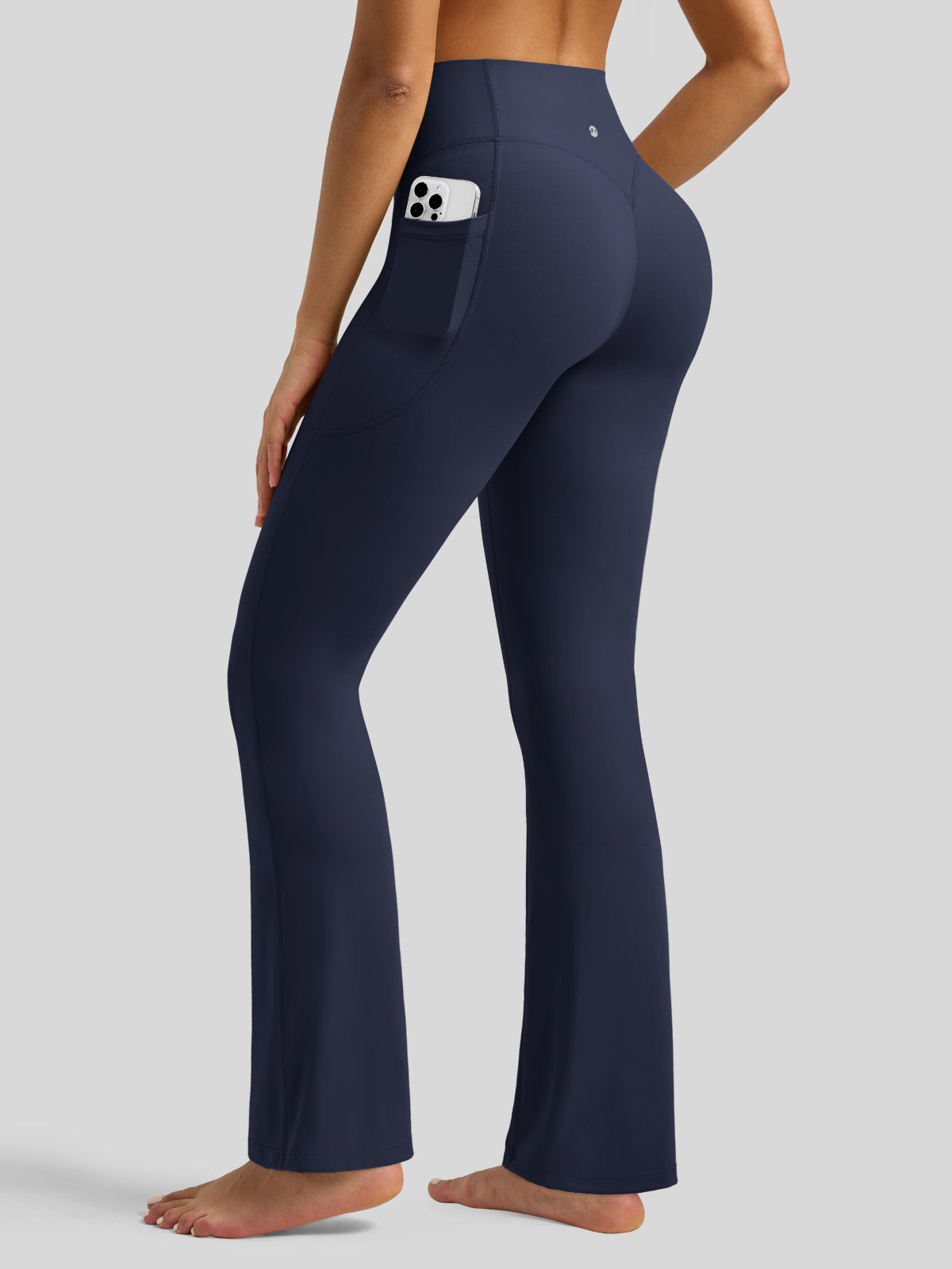 Women's Butterflux Pockets Flare Leggings 33 Inch