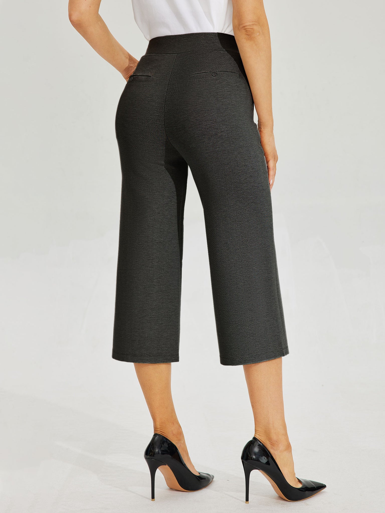 Women's Stretch Capri Wide-Leg Dress Pants_DarkGray_model3