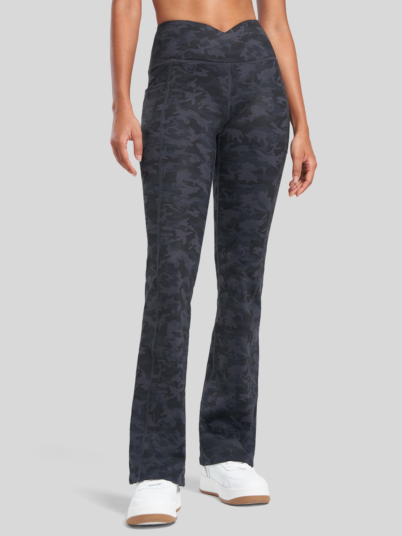 Women's Fleece Lined Crossover Flared Leggings