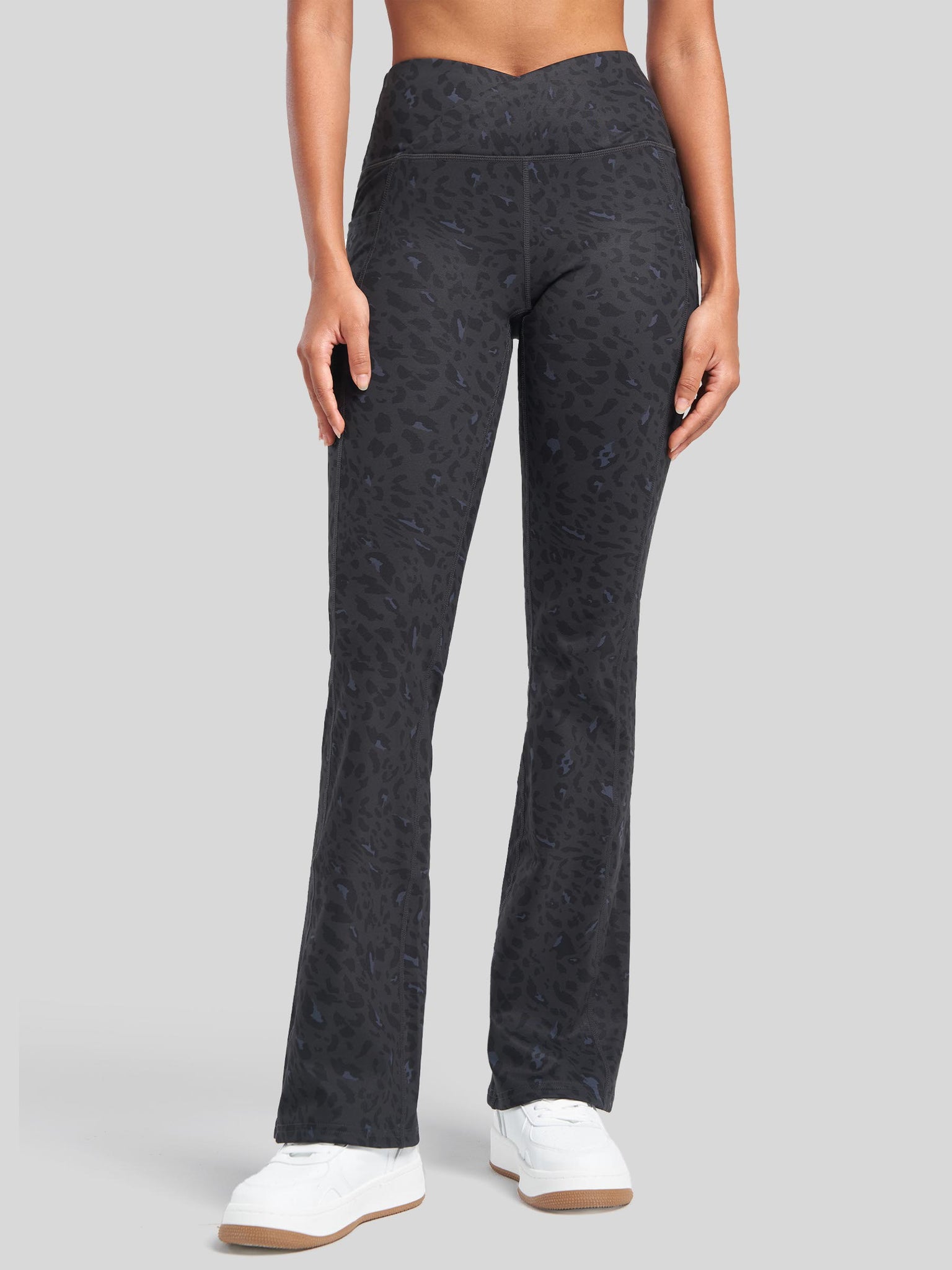 Women's Fleece Lined Crossover Flared Leggings