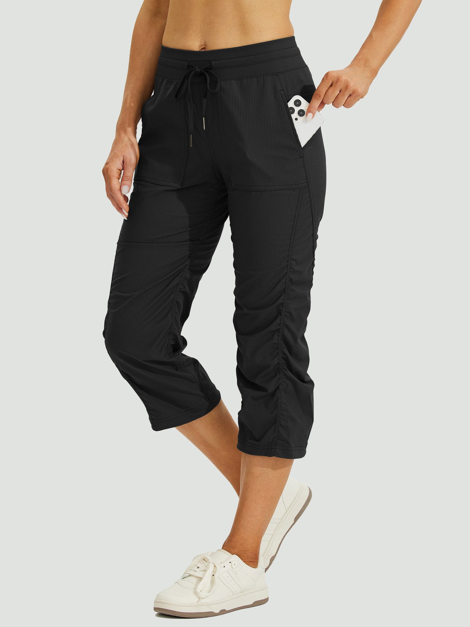 Women's Lightweight Woven Capris