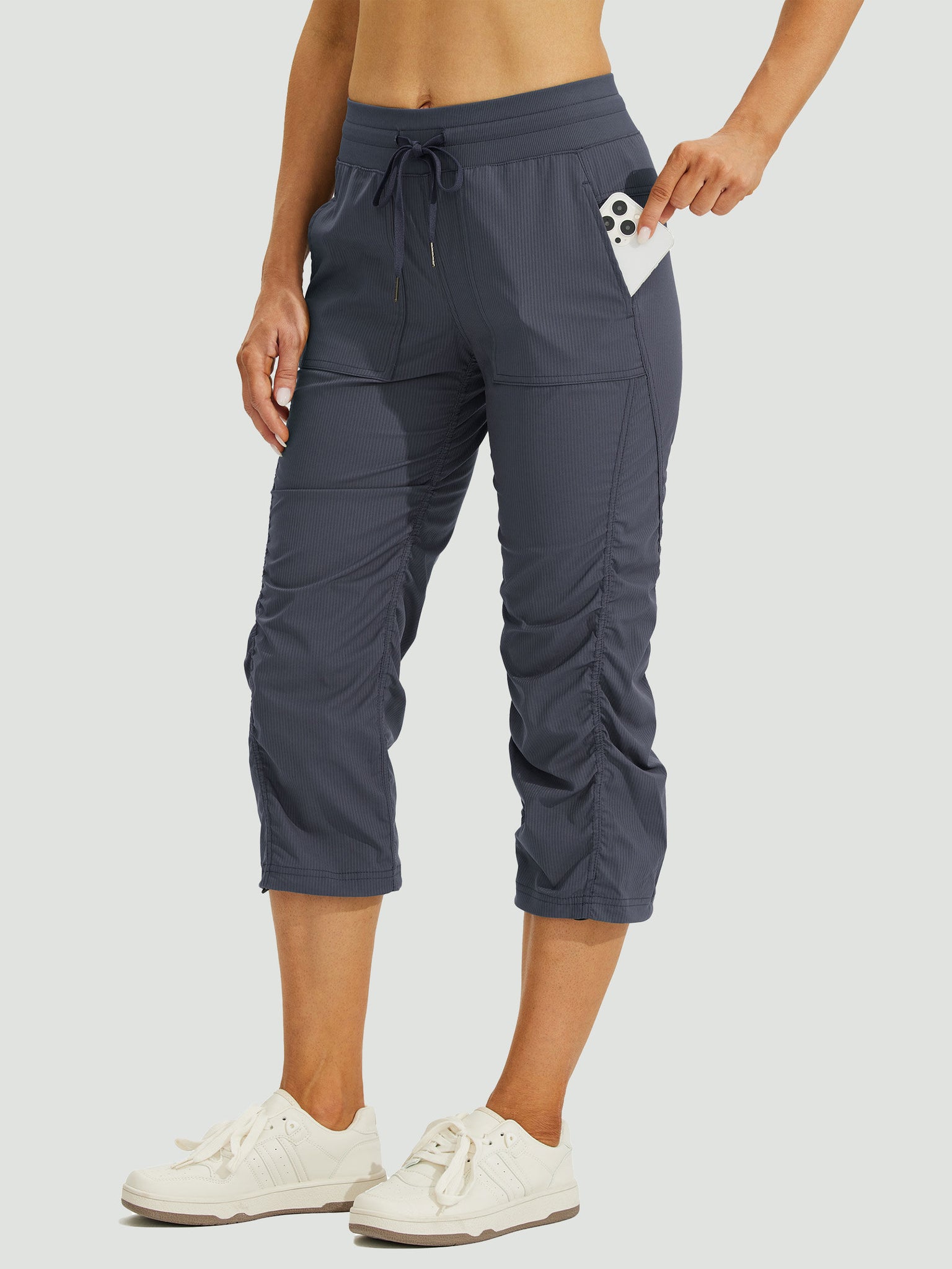 Women's Lightweight Woven Capris