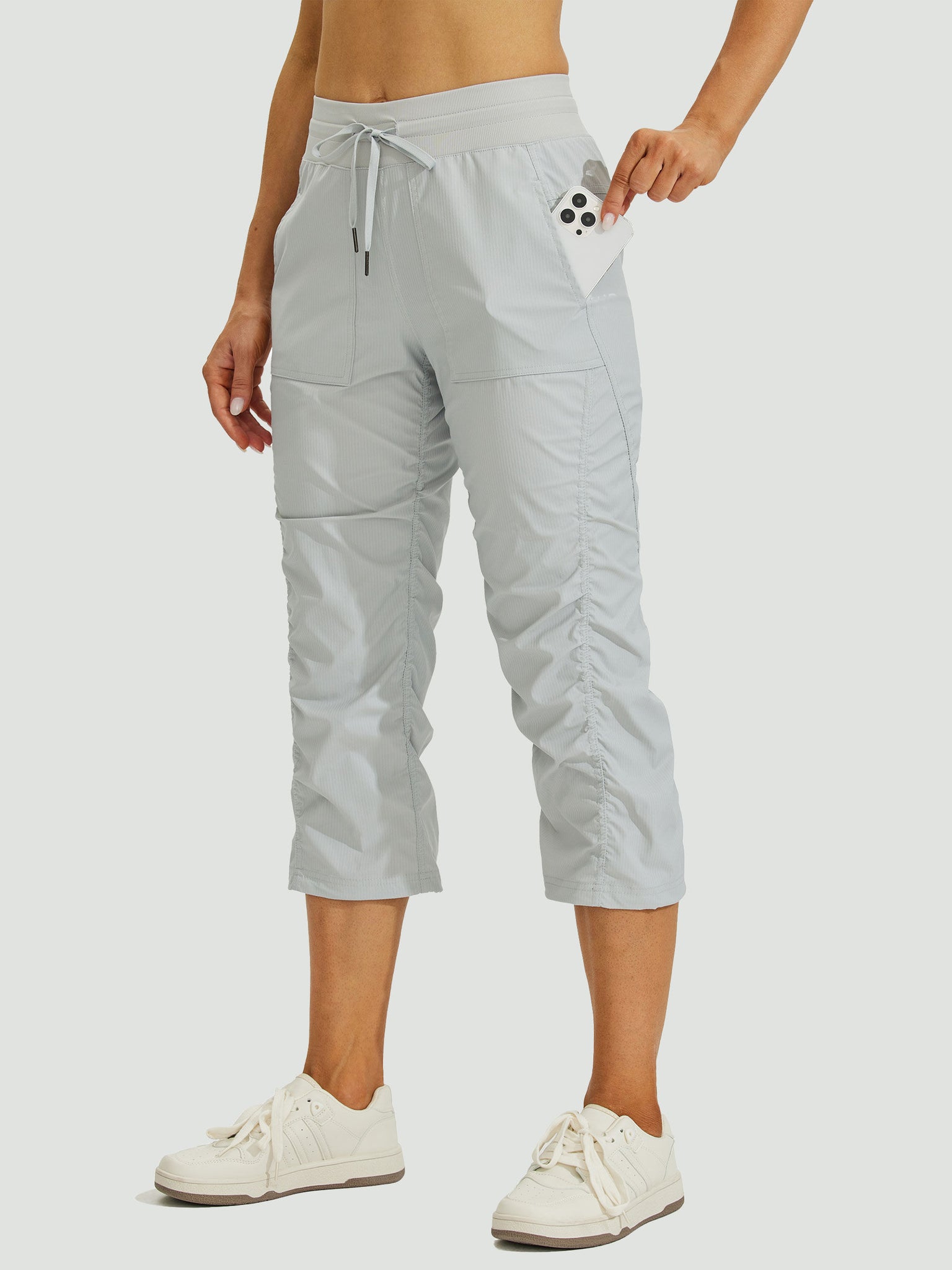 Women's Lightweight Woven Capris