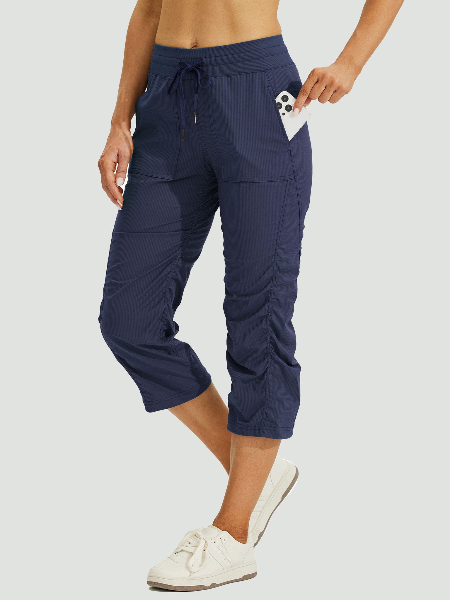 Women's Lightweight Woven Capris