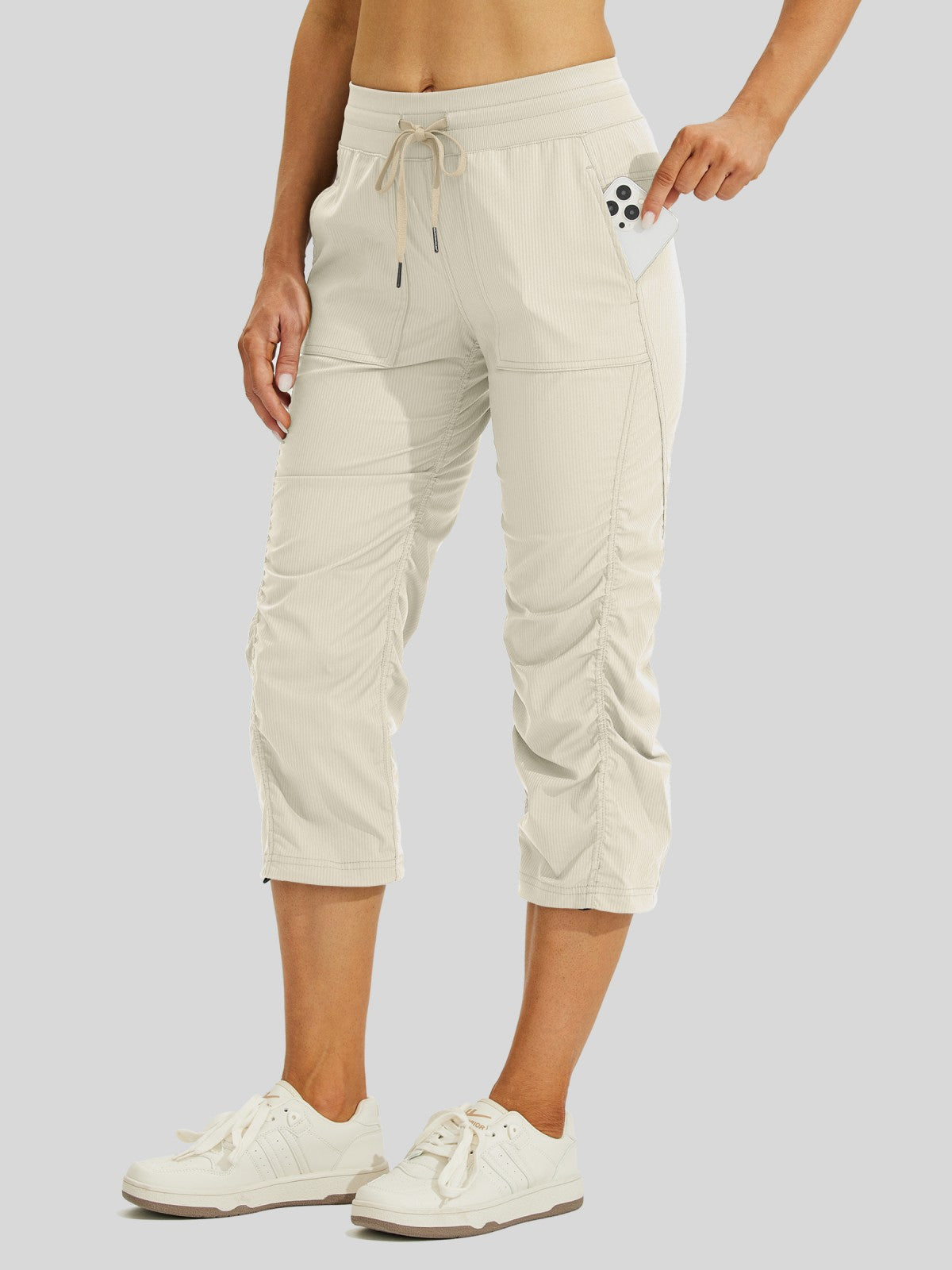 Women's Lightweight Woven Capris