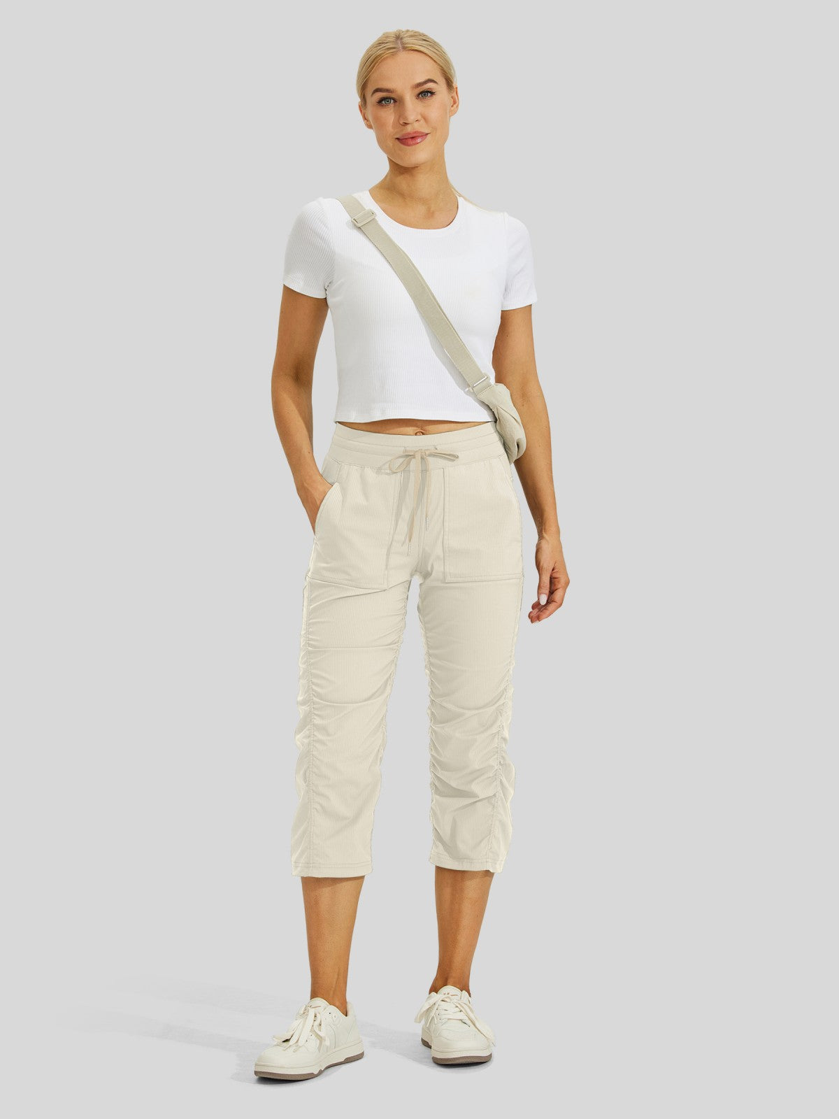 Women's Lightweight Woven Capris