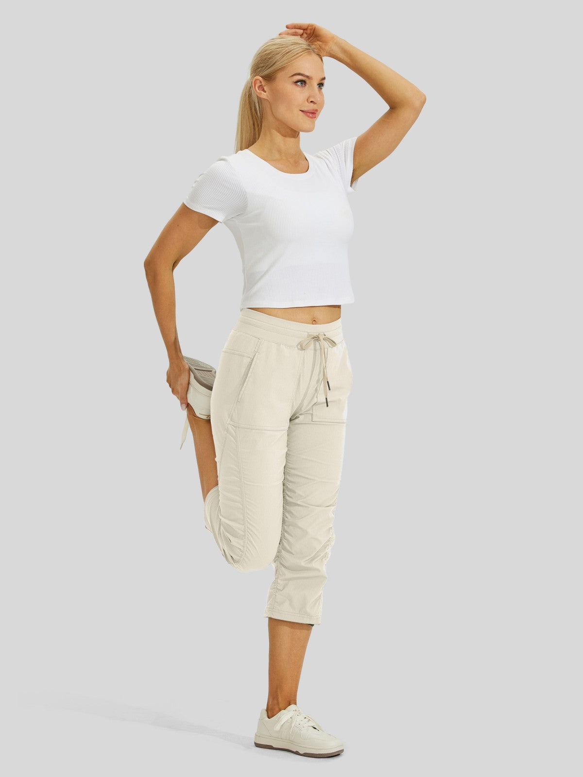 Women's Lightweight Woven Capris