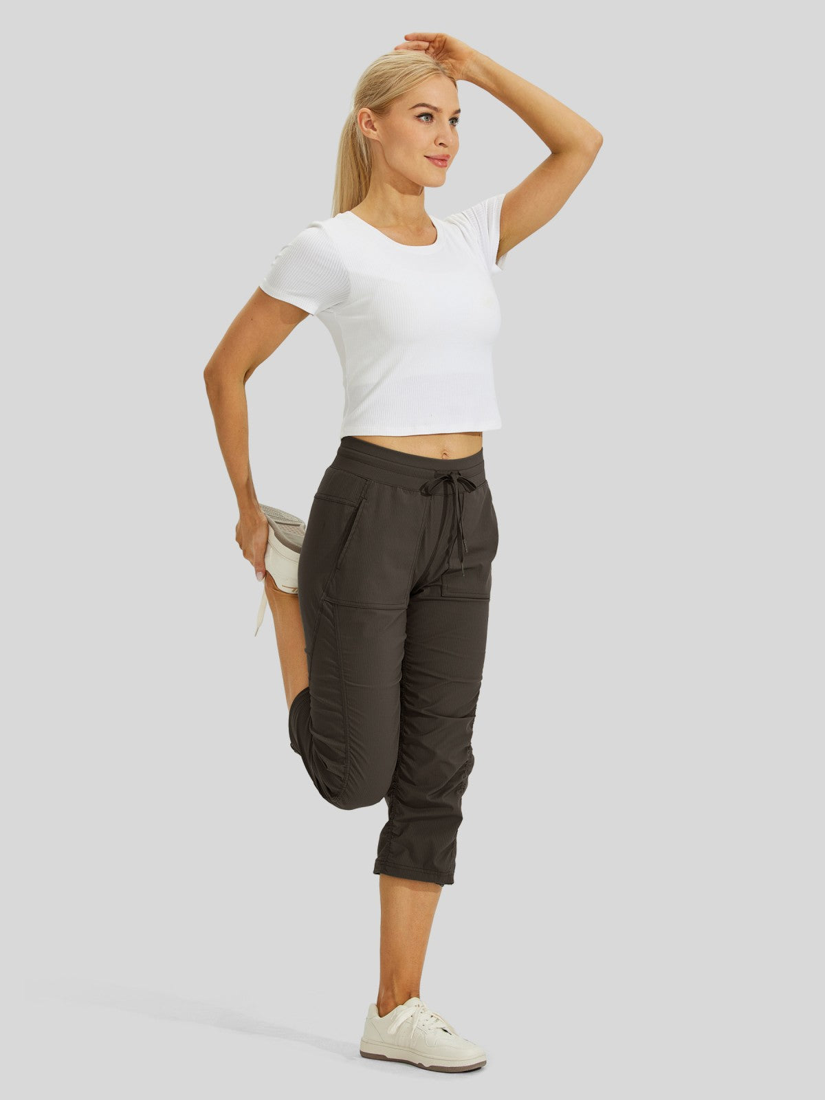 Women's Lightweight Woven Capris