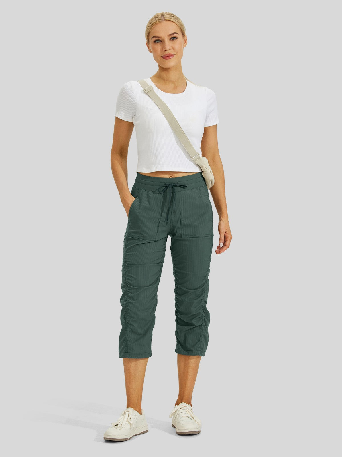 Women's Lightweight Woven Capris