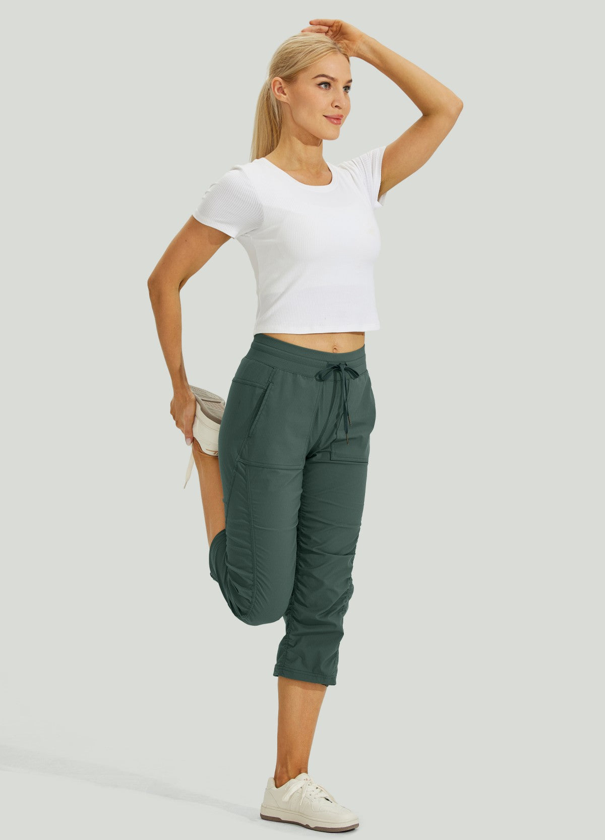 Women's Lightweight Woven Capris
