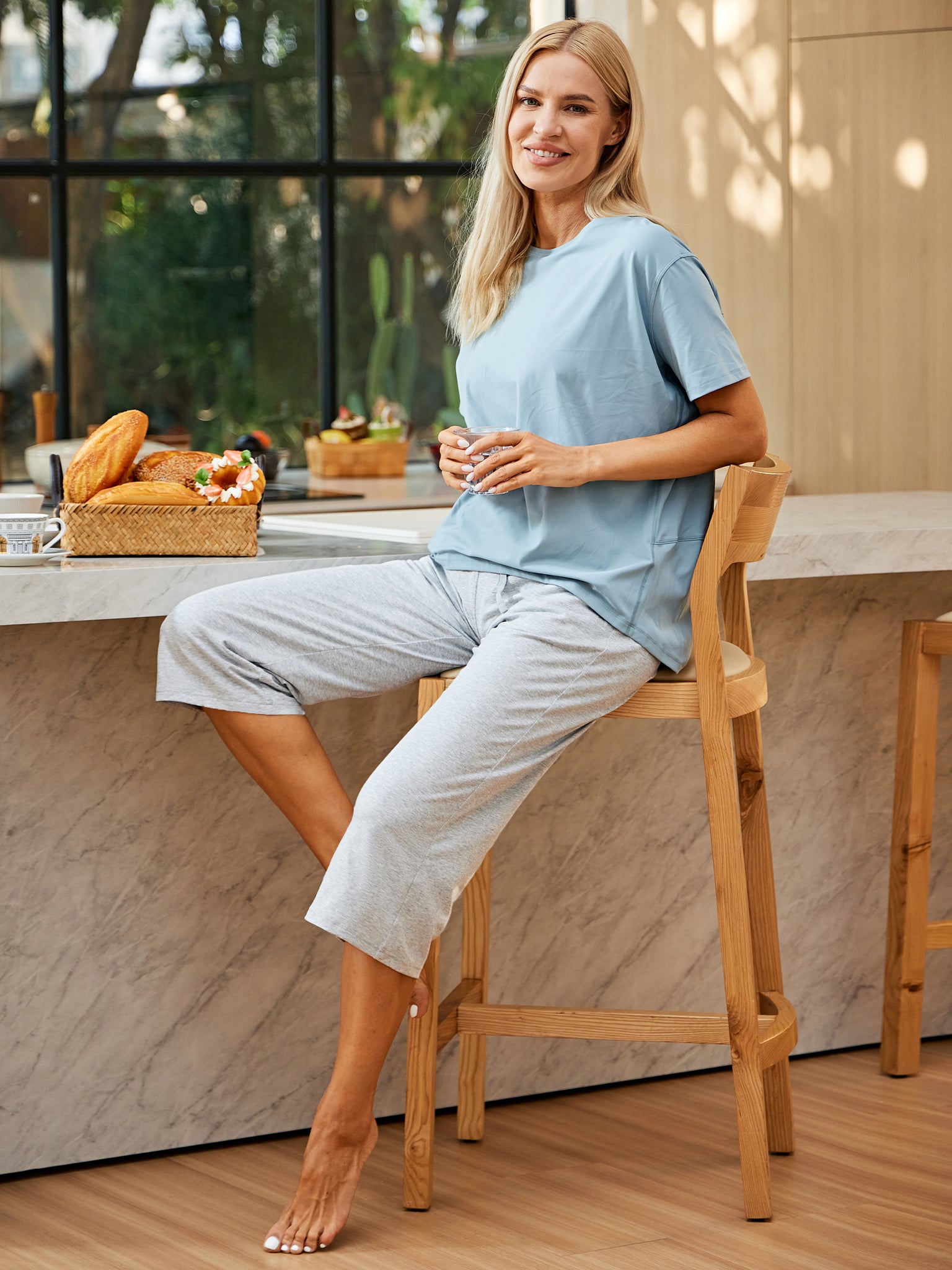 Women's Loose Yoga Capri Pants