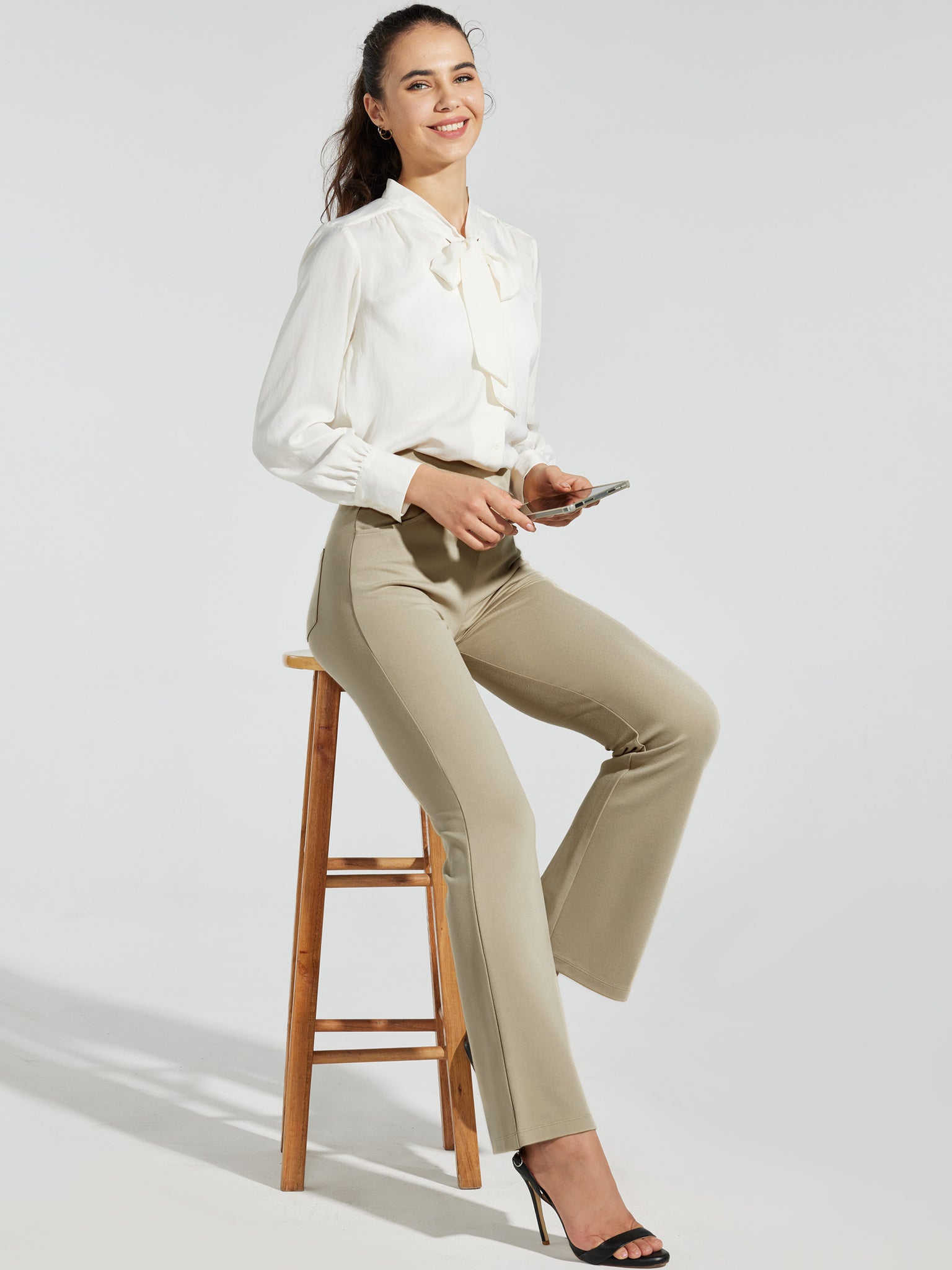 Women's Pull-On Slim Bootcut Pants_LightKhaki_model6