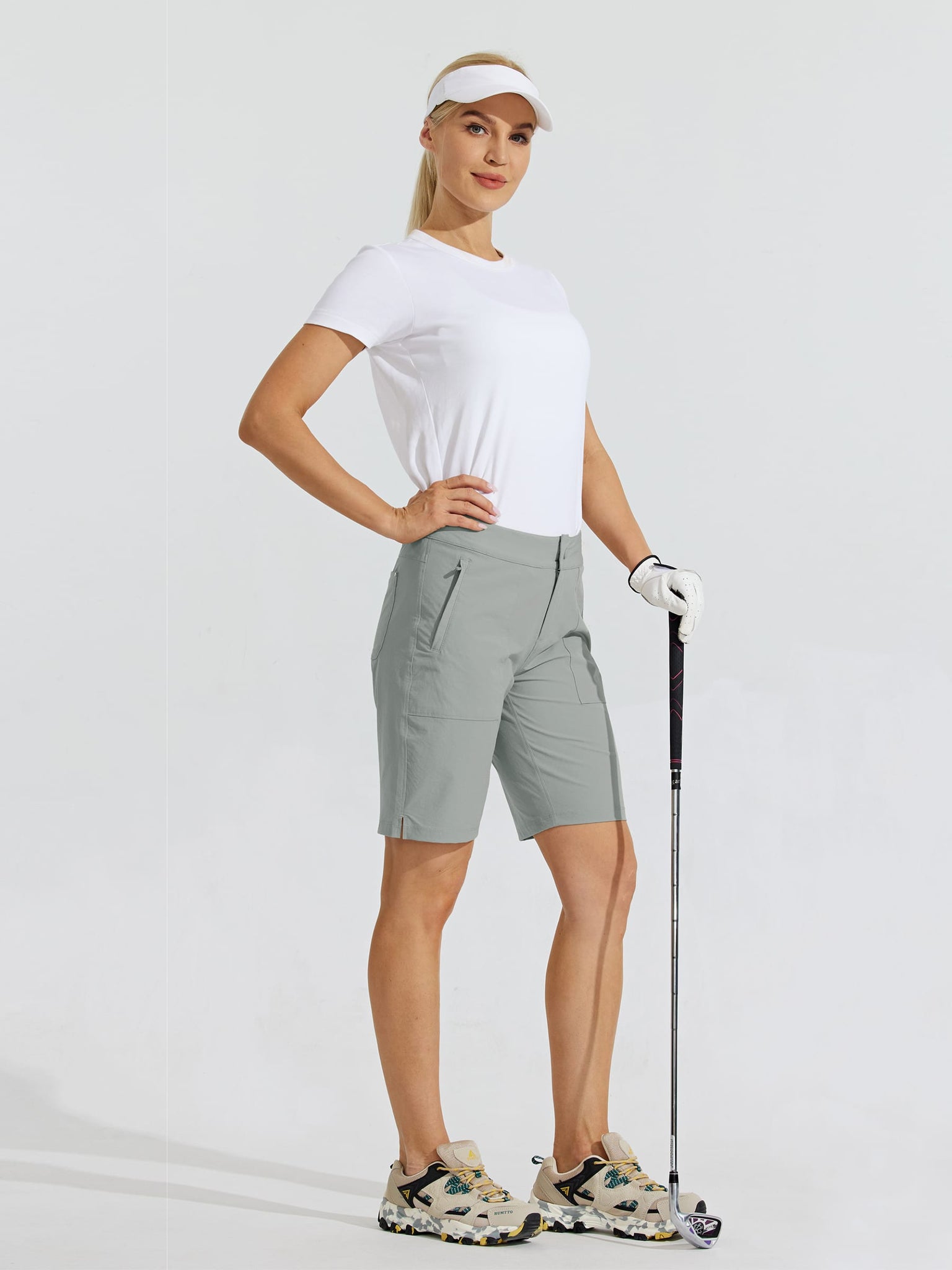 Women's Quick Dry Cargo Shorts_Gray_model3