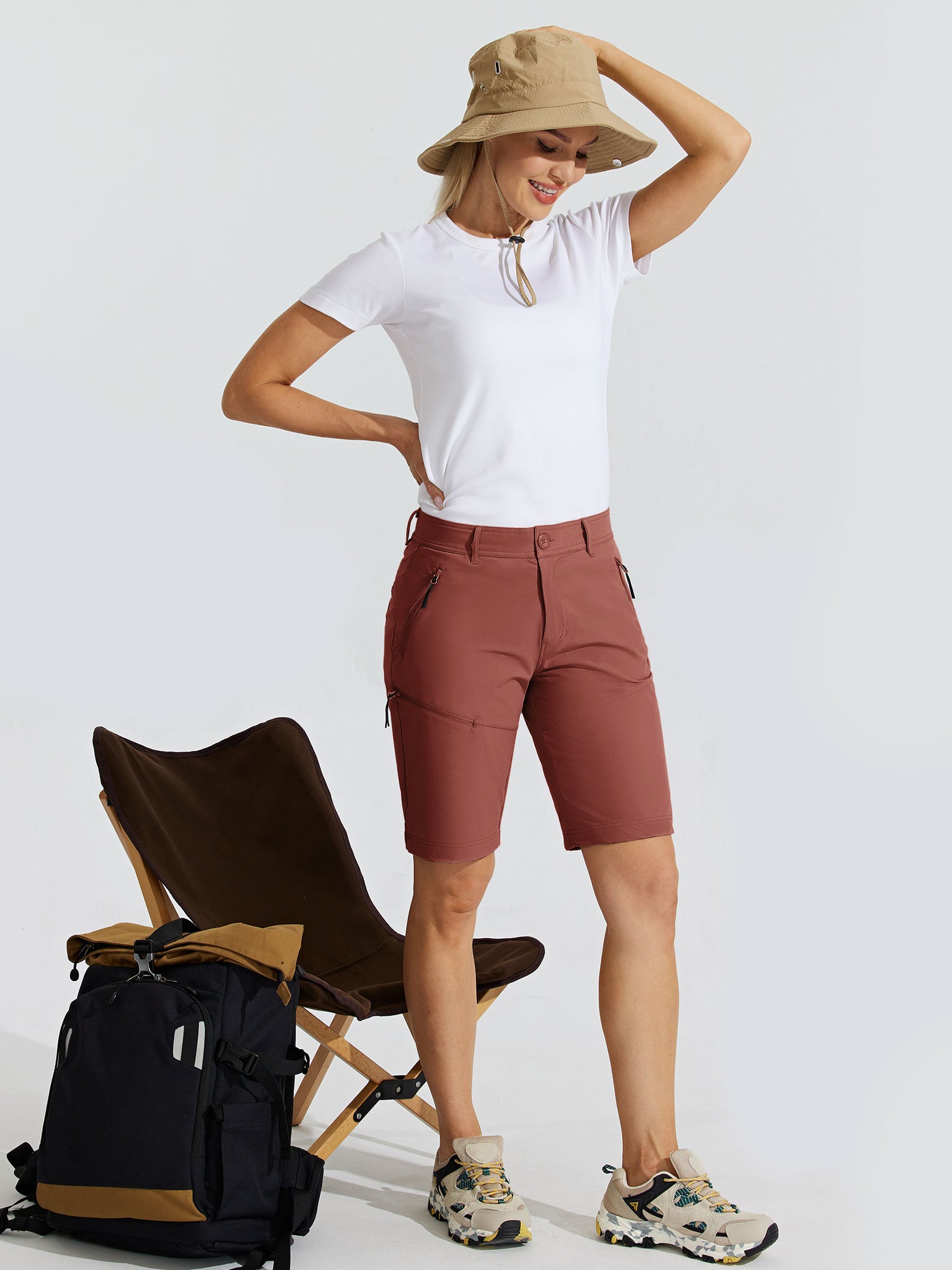 Women's Slim Leg Golf Shorts 10Inch_Cacao_model4