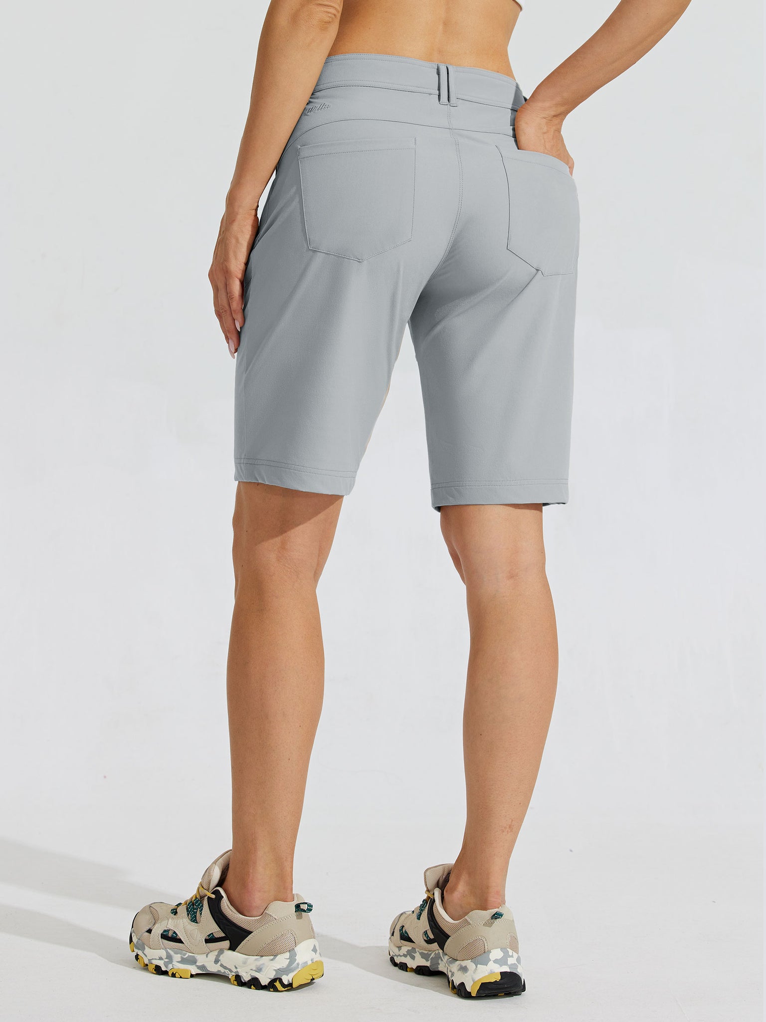 Women's Slim Leg Golf Shorts 10Inch_Gray_model1