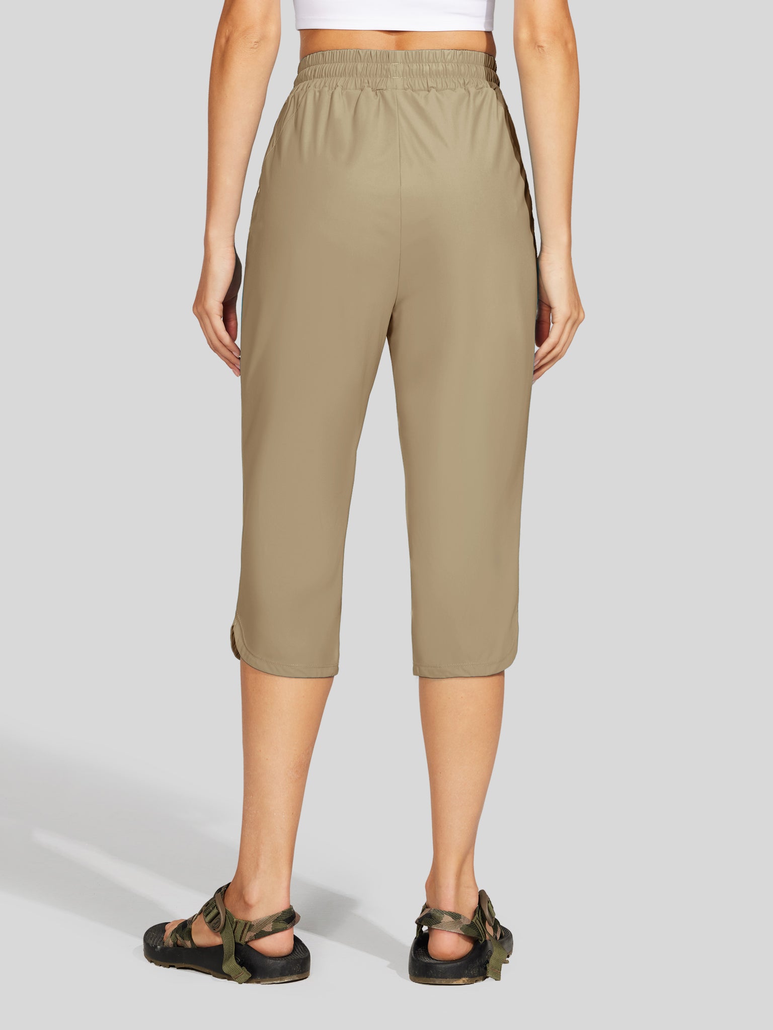 Women's Sports Woven Capri Pants