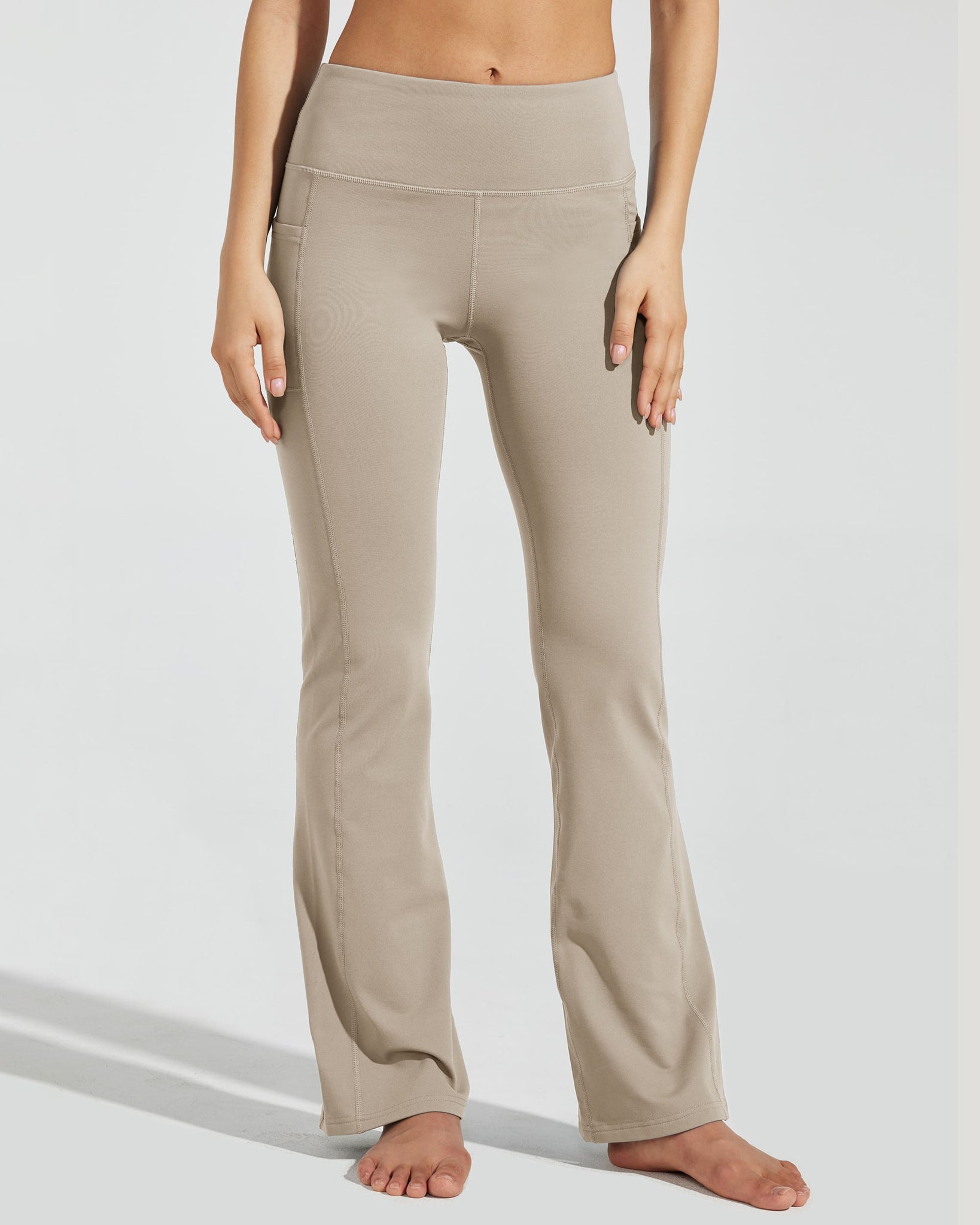 Women's Fleece Lined Bootcut Yoga Pants_Khaki_model1