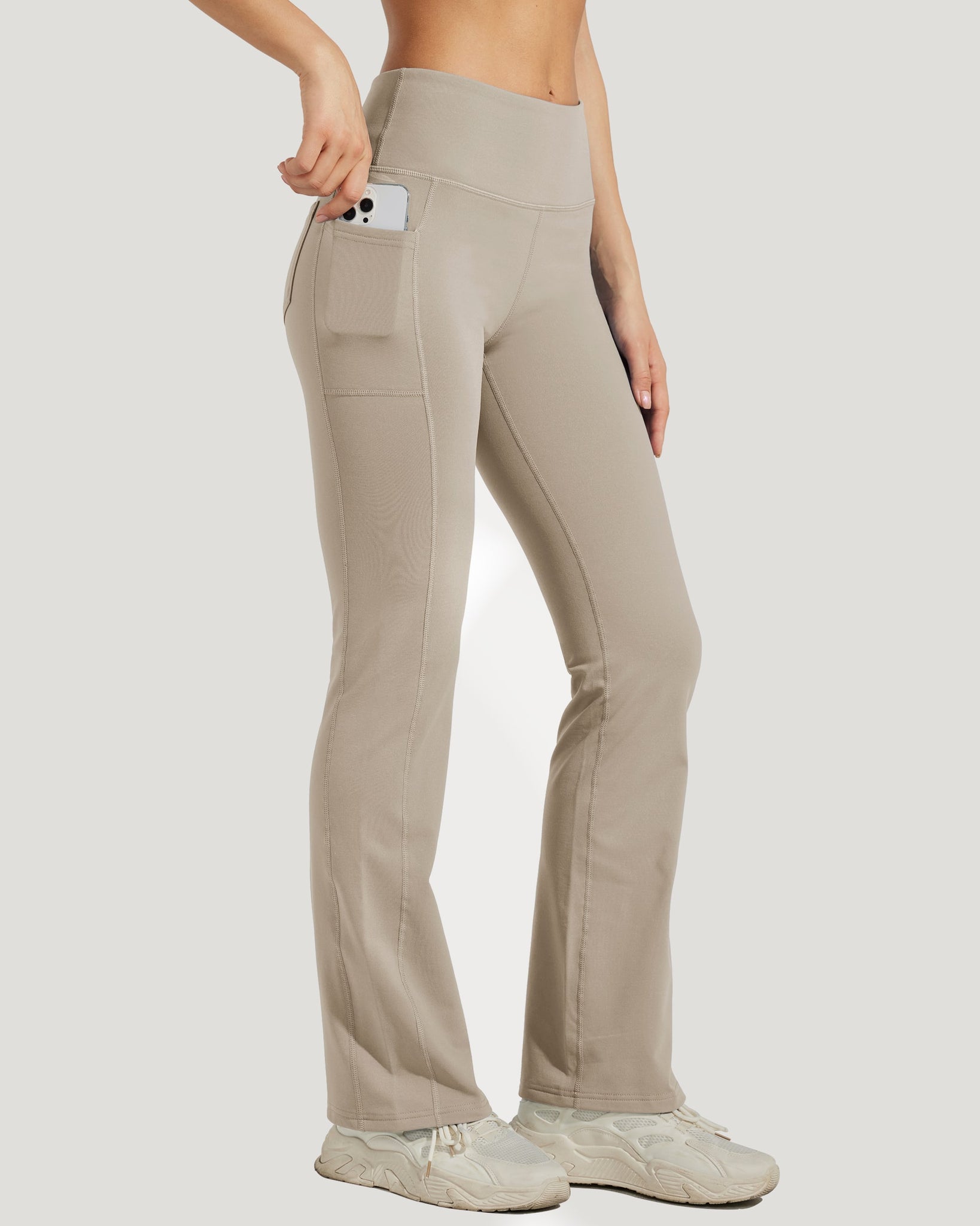 Women's Fleece Lined Bootcut Yoga Pants_Khaki_model3