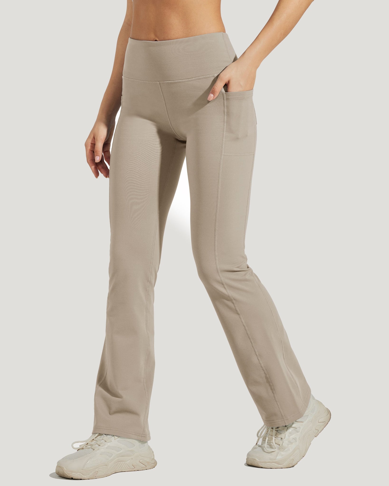 Women's Fleece Lined Bootcut Yoga Pants_Khaki_model4