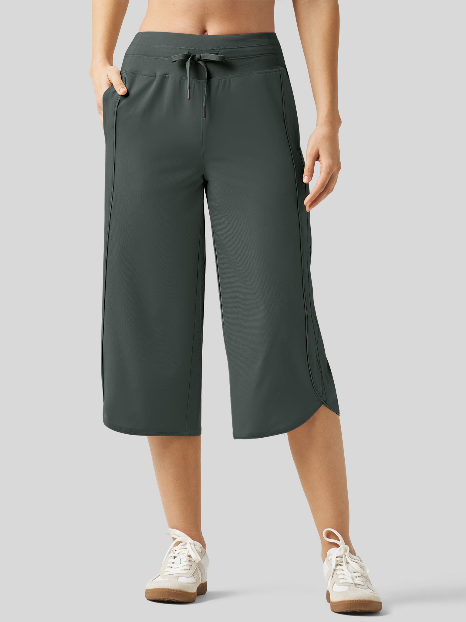 Women's Ultra-soft Wide Leg Capri