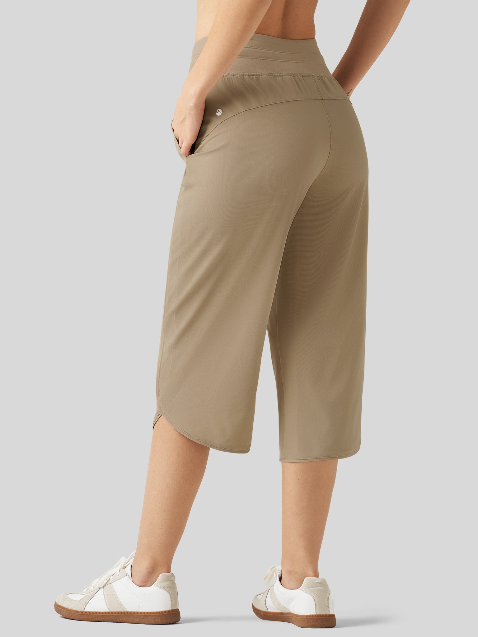 Women's Ultra-soft Wide Leg Capri