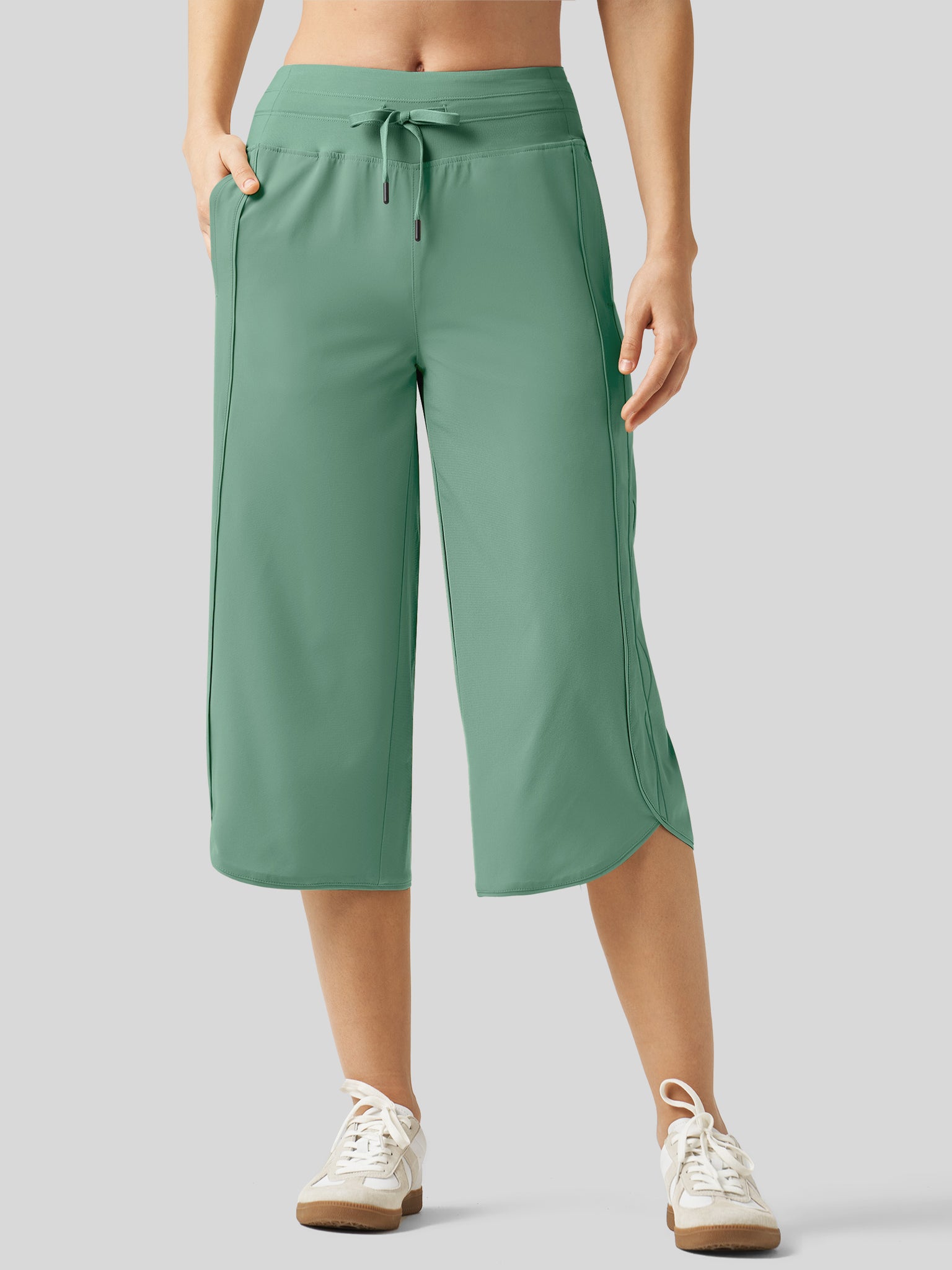 Women's Ultra-soft Wide Leg Capri