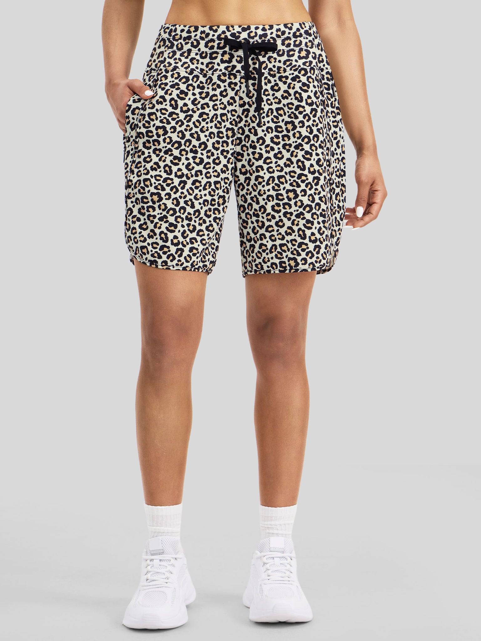 Women's Active 7 Inseam Utility Shorts