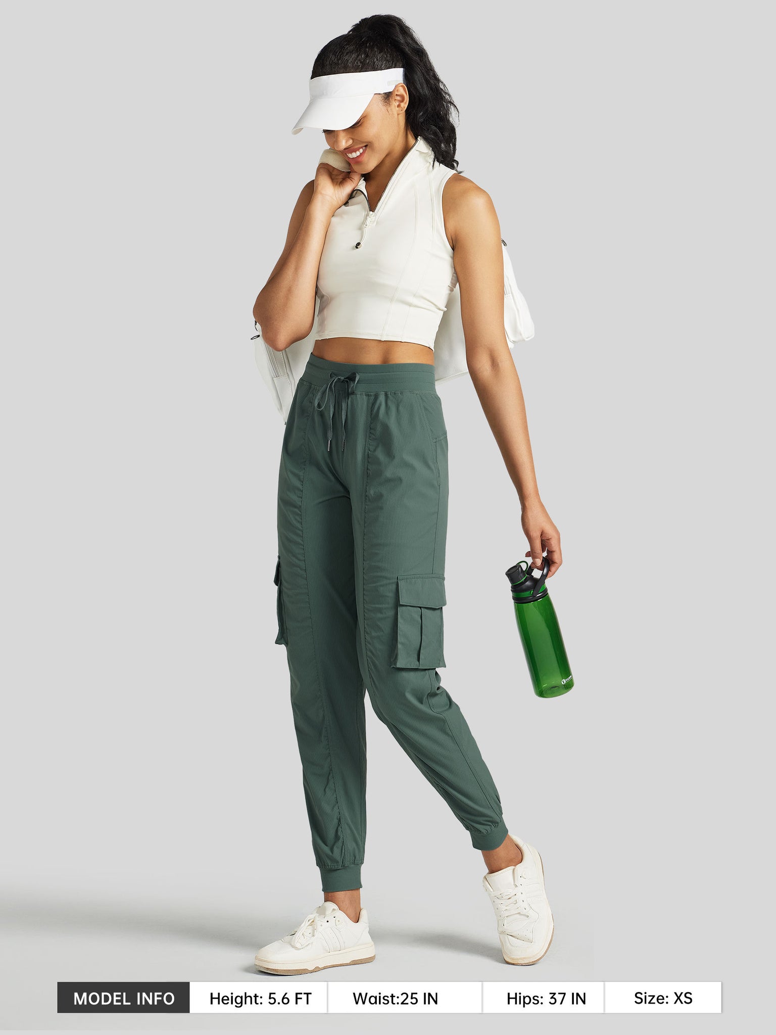 Women's Cargo Studio Joggers