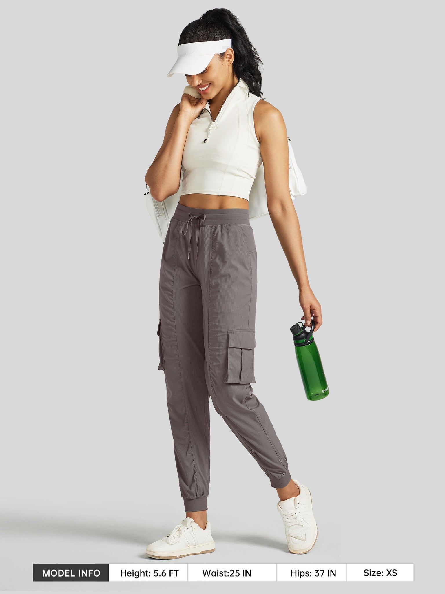 Women's Cargo Studio Joggers