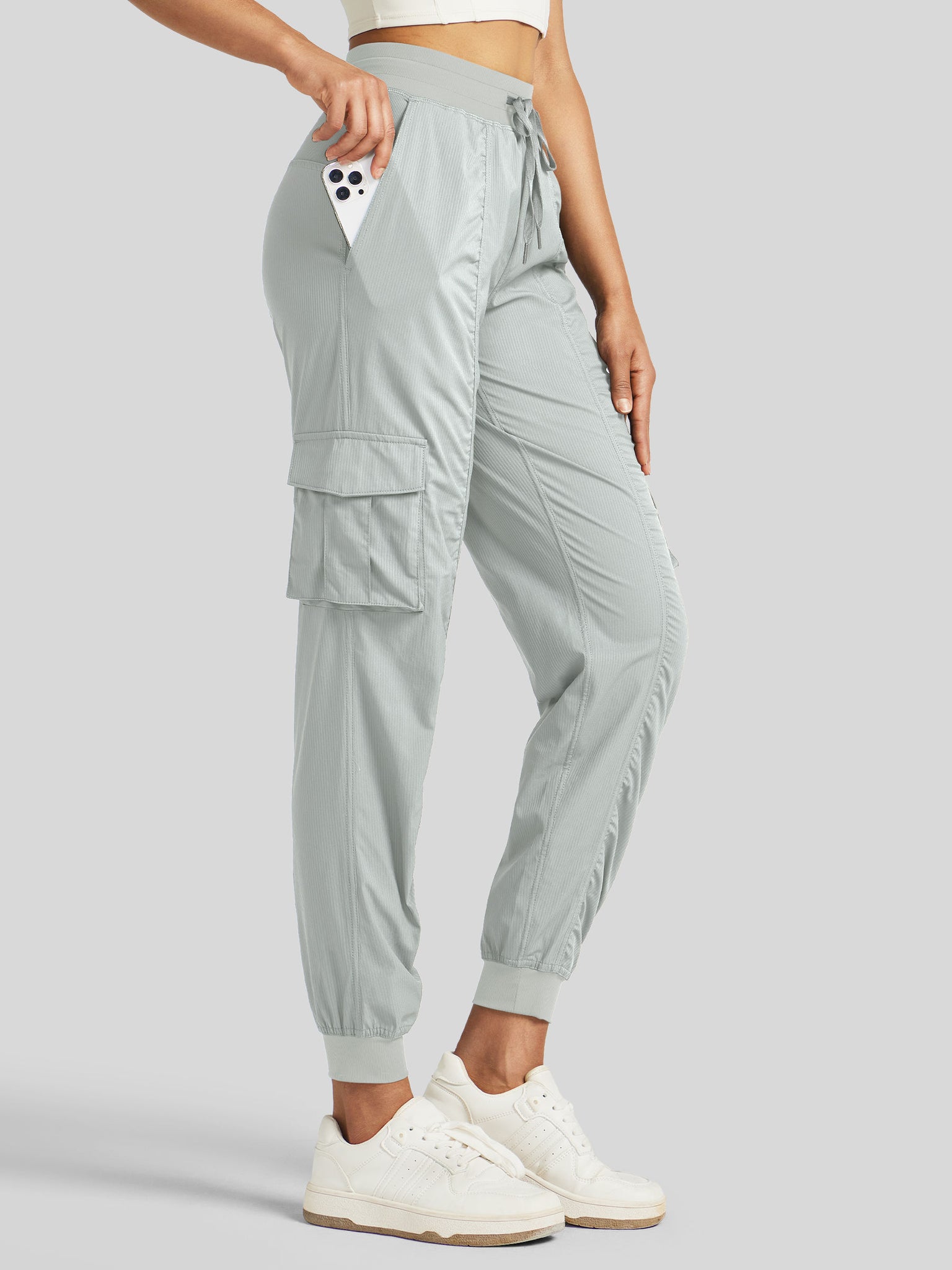 Women's Cargo Studio Joggers