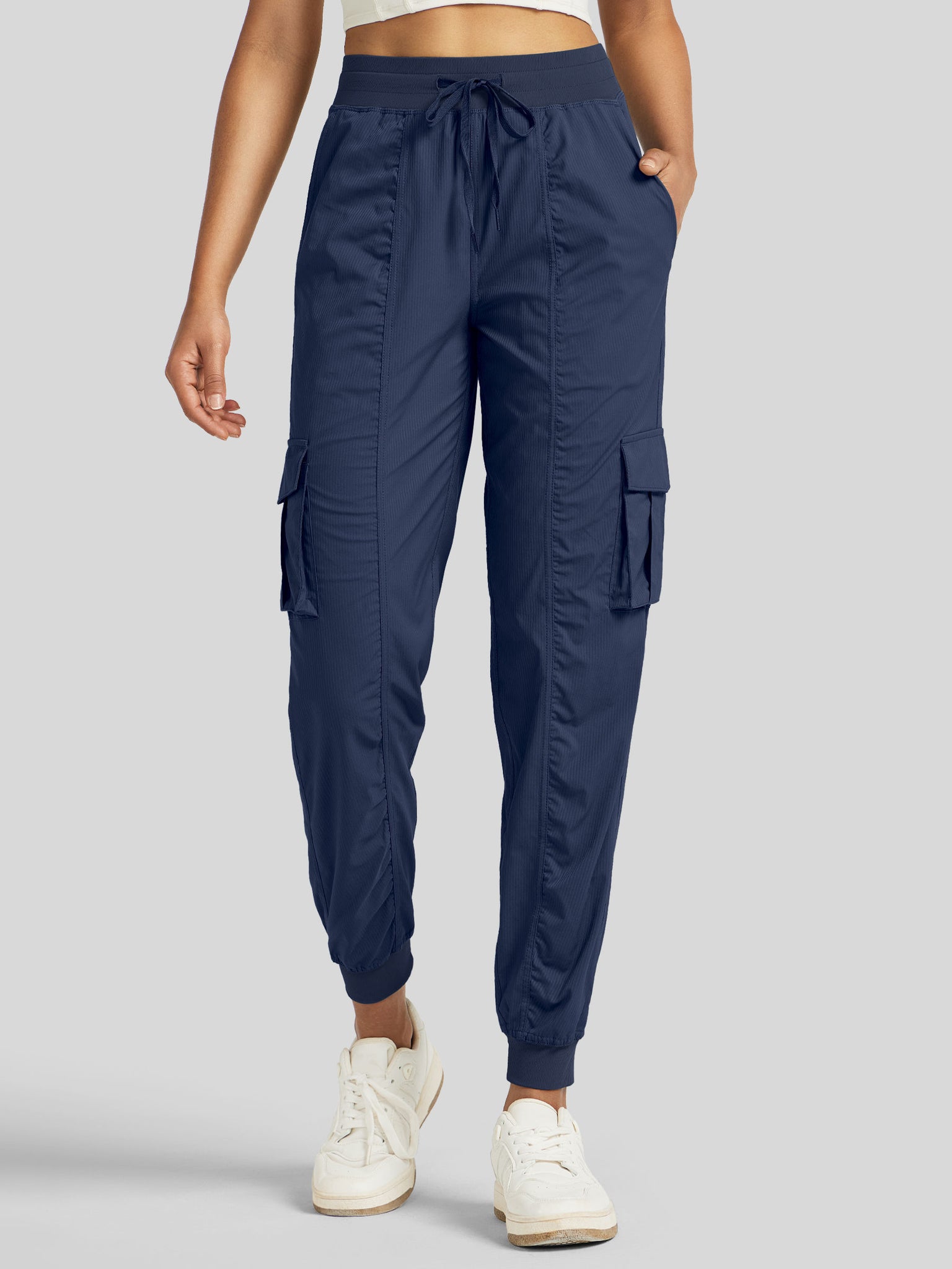 Women's Cargo Studio Joggers