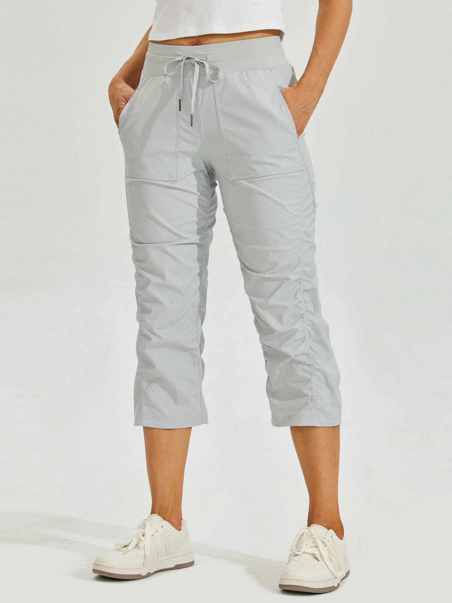 Women's Lightweight Woven Capris