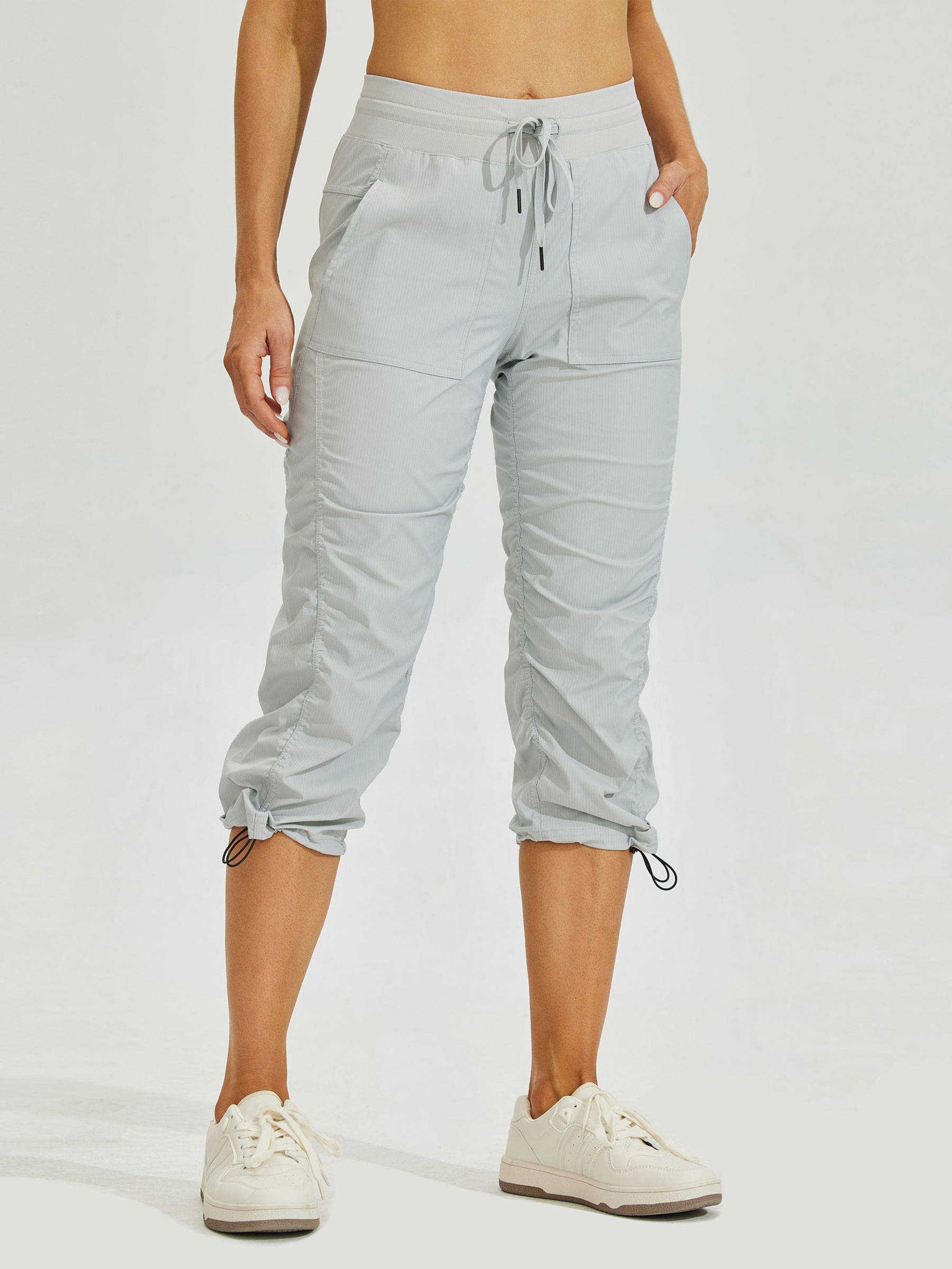 Women's Lightweight Woven Capris