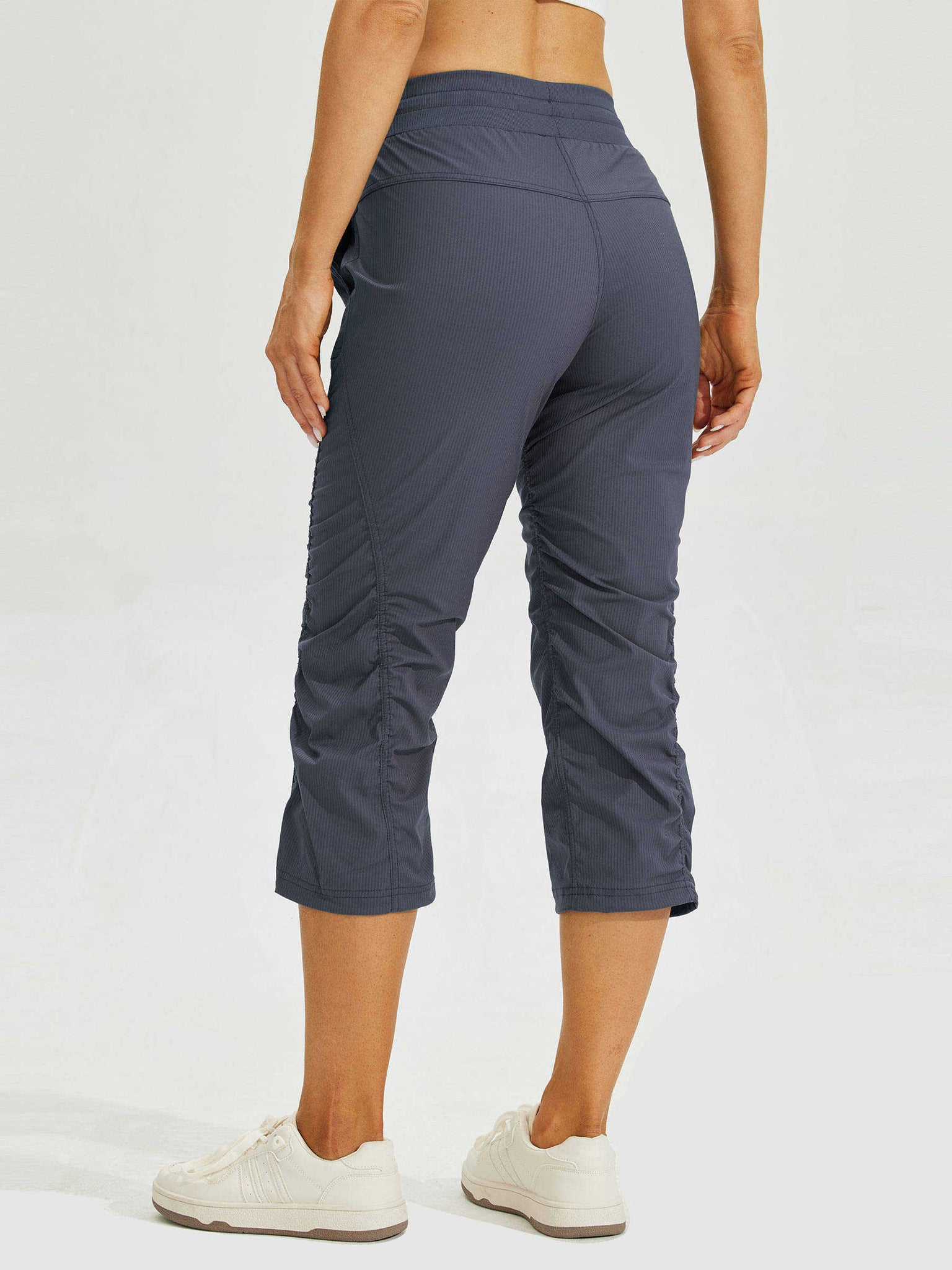 Women's Lightweight Woven Capris