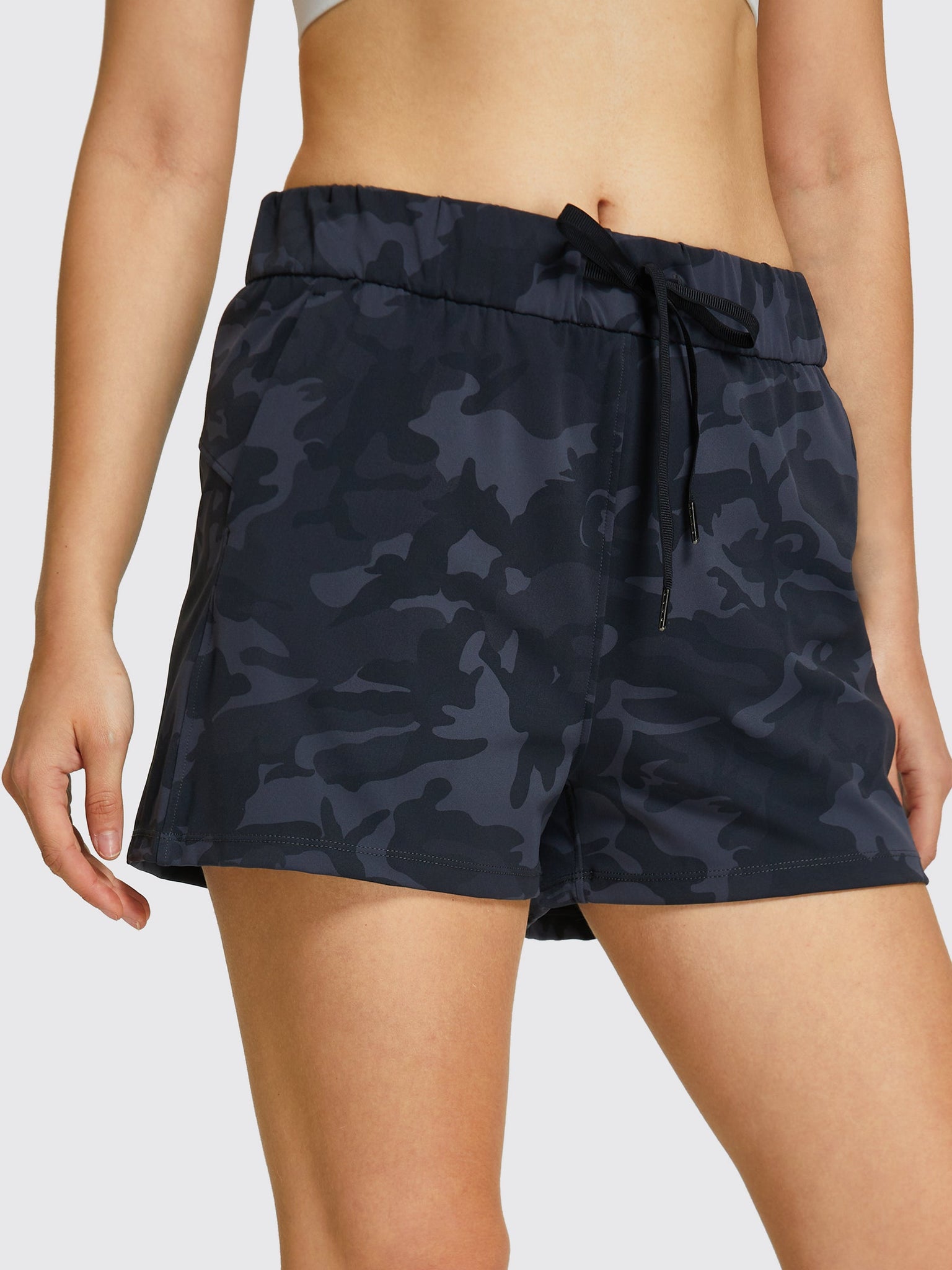 Willit Women's Summer 2.5 Inch Shorts_Black Camo3