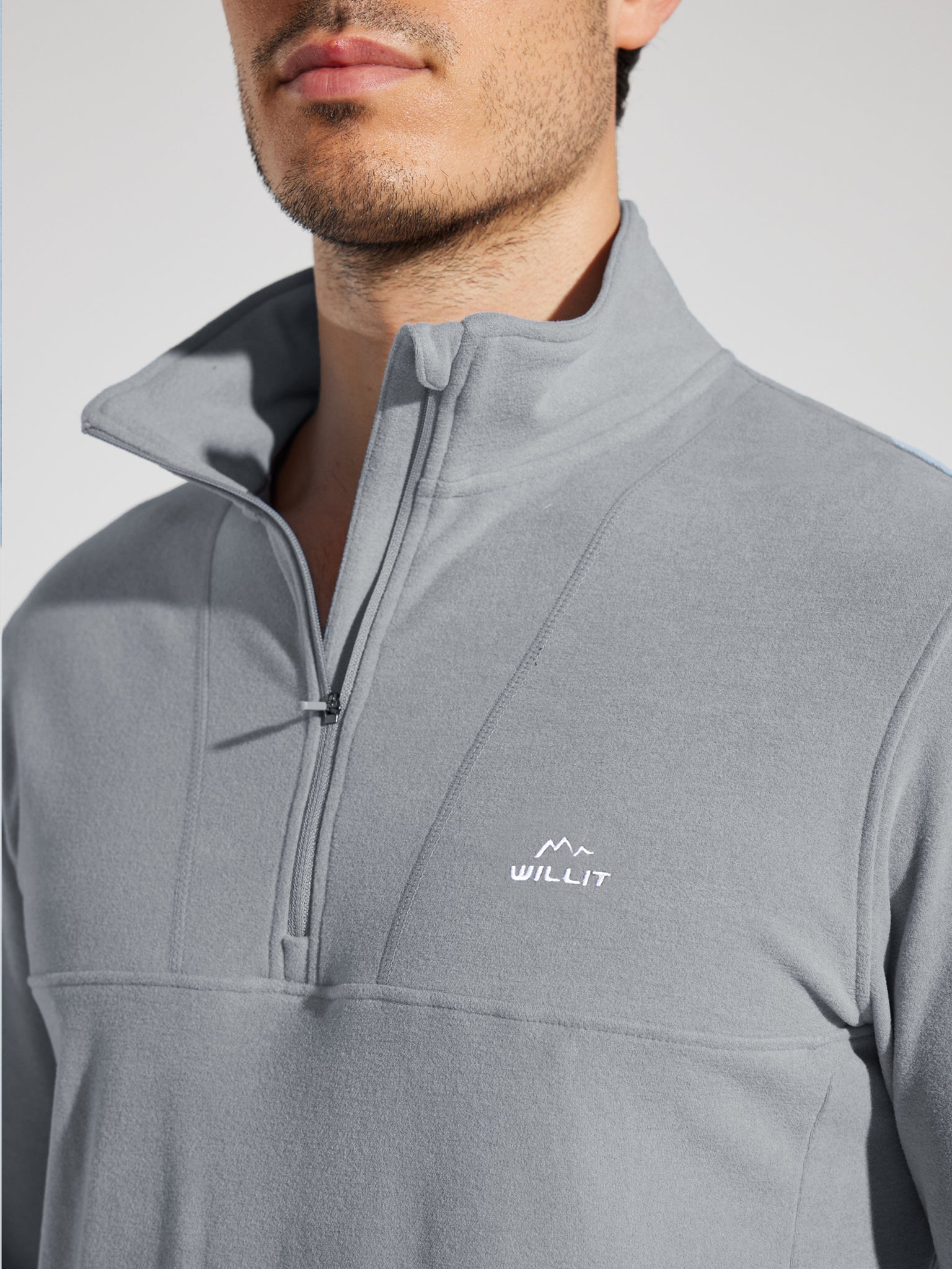 Men's Fleece Quarter Zip Pullover_LightGray_model3