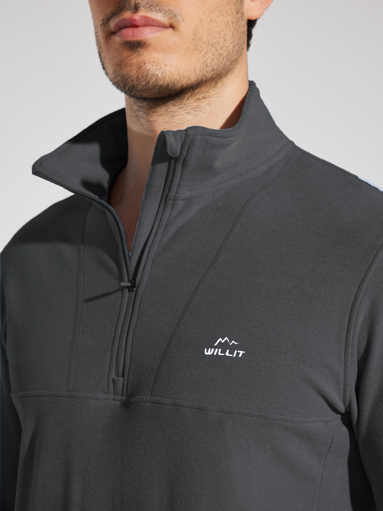 Men's Fleece Quarter Zip Pullover_Gray_model4