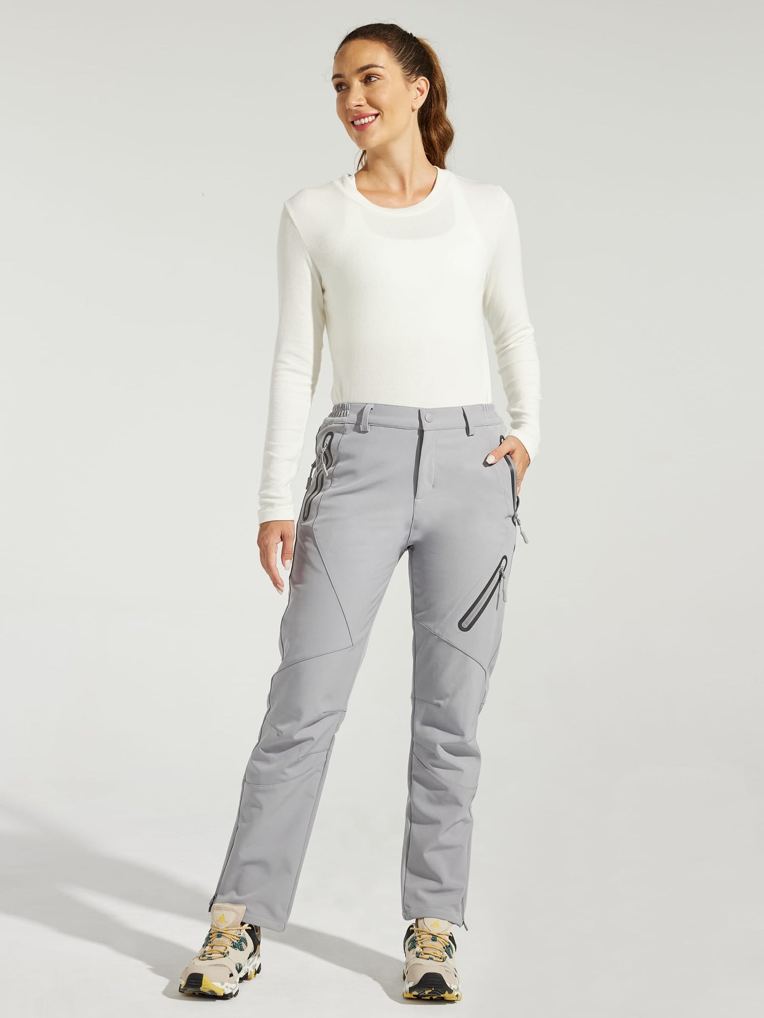 Women's Fleece Lined Snow Cargo Pants_Gray_model2